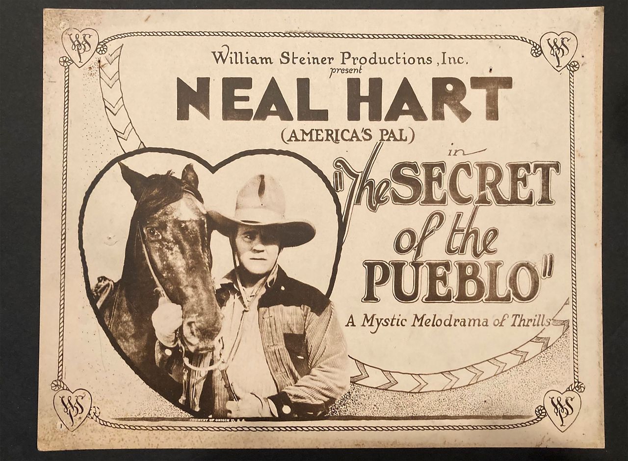 Η αφίσα της ταινίας «The Secret of the Pueblo», του 1923