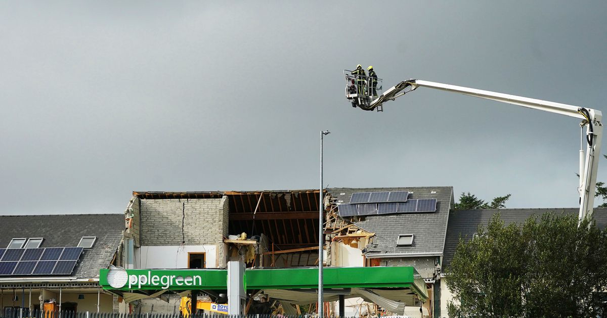 Explosion At Village Gas Station In Ireland Kills 10 thumbnail