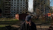  Ukraine: Russian Strikes Kill 17 Following Bridge Attack