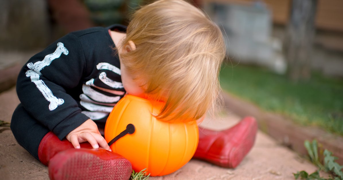 The 1 Big Mistake Parents Make When It Comes To Halloween Candy The 1 Big Mistake Parents Make When It Comes To Halloween Candy