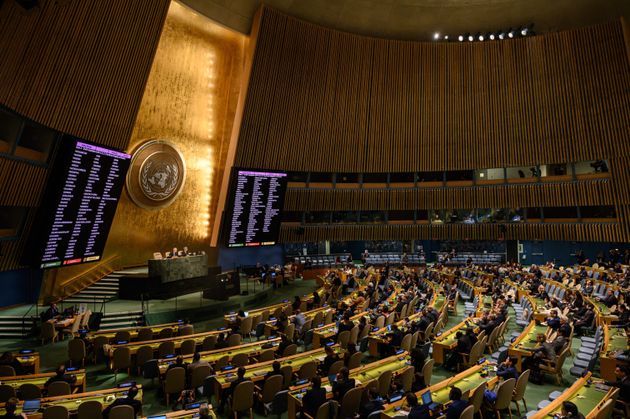 10月12日、国連総会で開かれた緊急連合会。ロシアのウクライナ併合宣言撤回を求める決議が賛成多数で採択された。