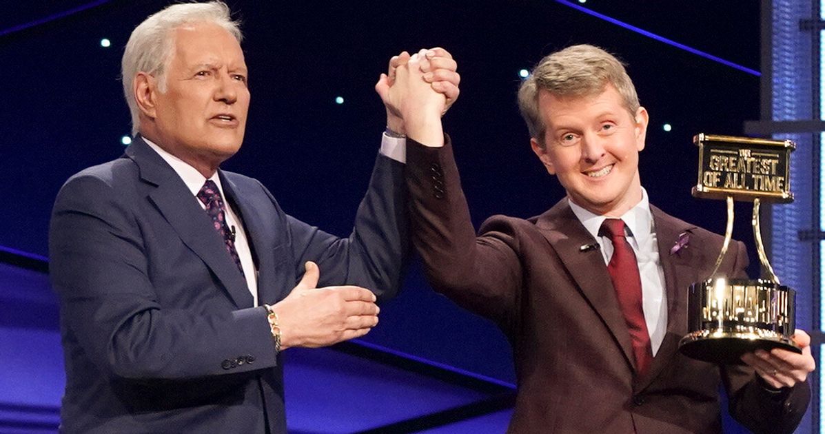 Alex Trebeks Wife Gave Ken Jennings A Sweet Gift On His First Jeopardy! Day
