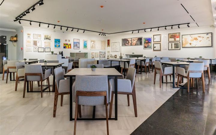 Αποψη του νέου καφέ - εστιατορίου του Μουσείου Μπενάκη