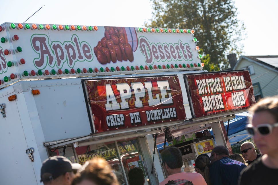 An apple food vendor.