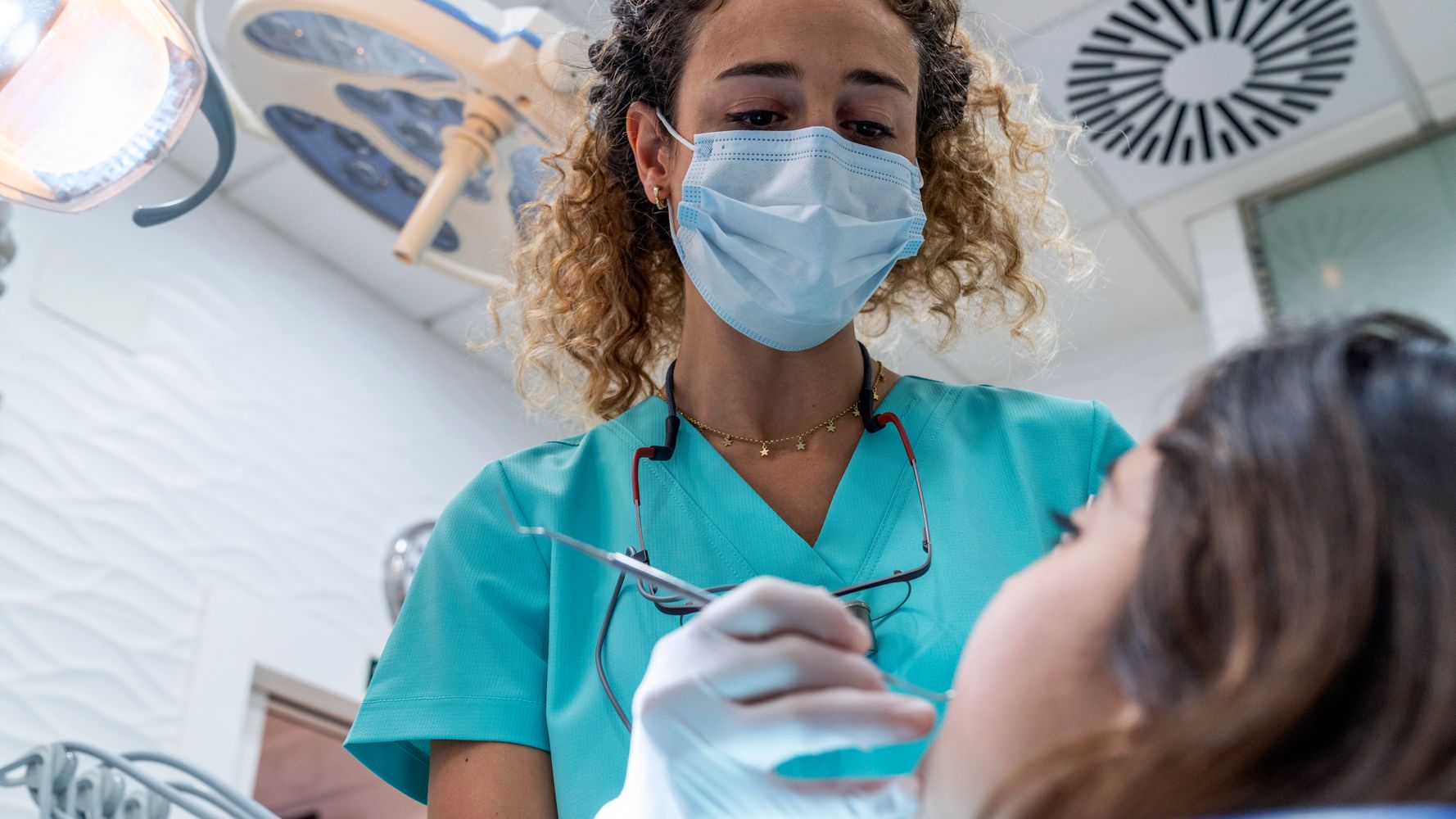 The Most Common Problems Dentists Are Seeing Because Of The Pandemic |  HuffPost Life