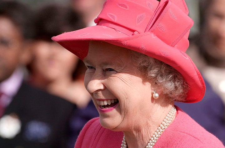 Isabel II, en una imagen de archivo de 2000.