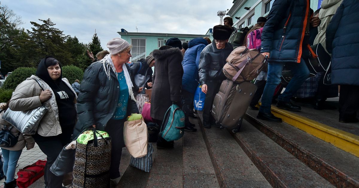 Russian Authorities Advise Civilians To Leave Ukraine Region