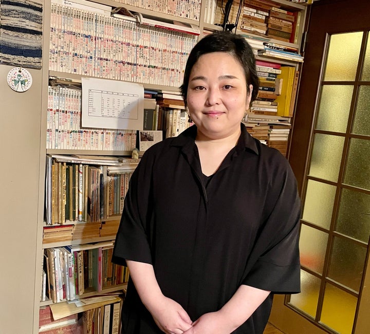 齋藤直巨(さいとう・なおみ) / 一般社団法人グローハッピー代表理事 / 公益財団法人全国里親会広報委員 / NPO法人東京養育家庭の会理事 東京都中野区で2008年1月に里親登録。娘2人を育てながら、長期を含む5人の子どもたちを受け入れてきた。2016年にグローハッピーを設立し、里親制度の普及・啓発や里親子への研修、里親を活用した子育て支援策の提案などの活動を進めている。