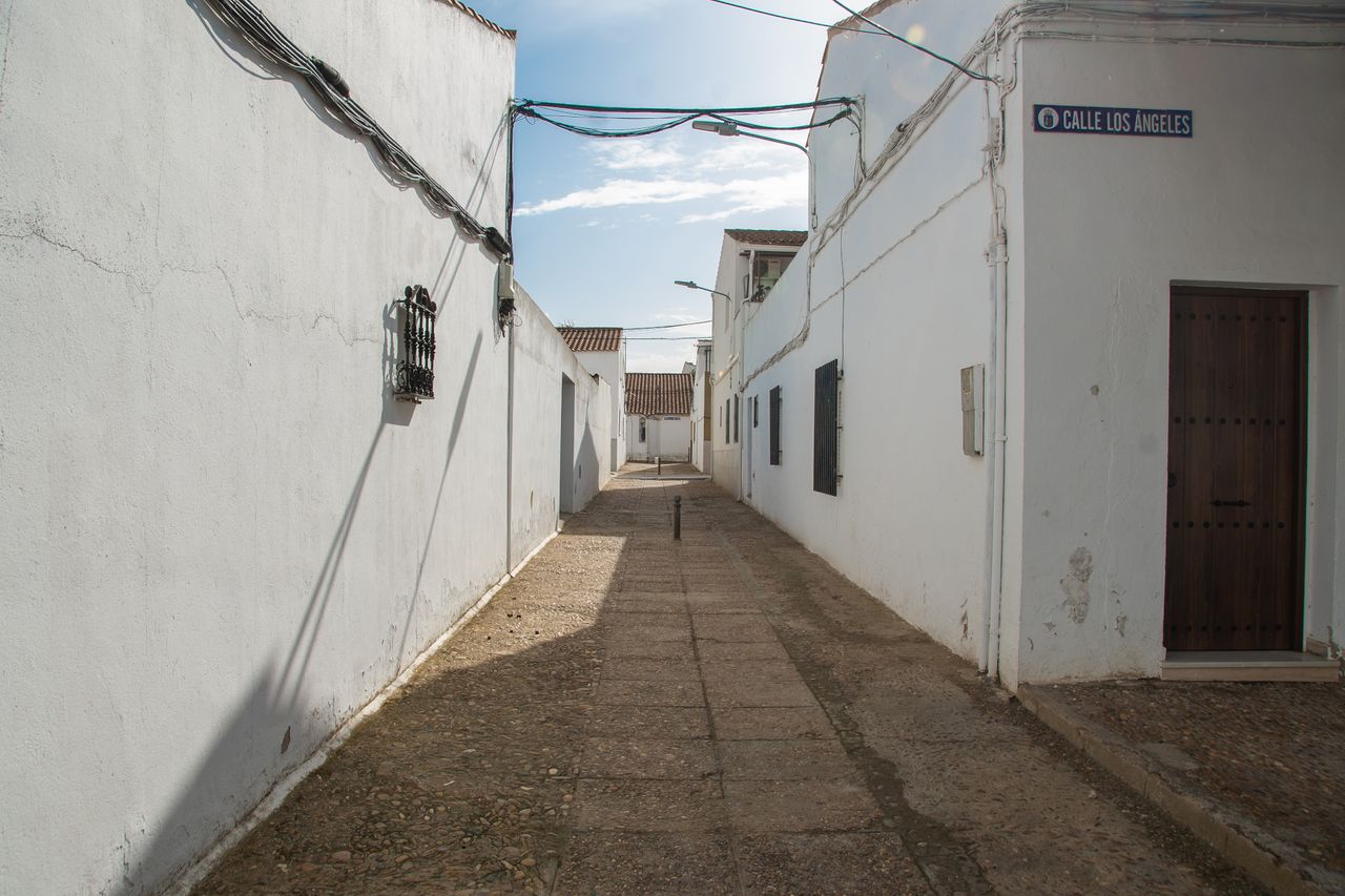 Una calle de Villafranco del Guadiana.