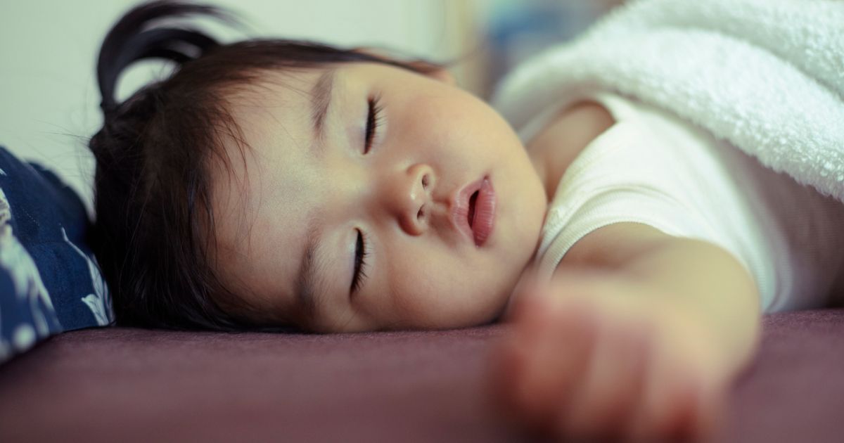 How To Adjust Your Kid’s Sleep Schedule Before Daylight Saving Time Ends