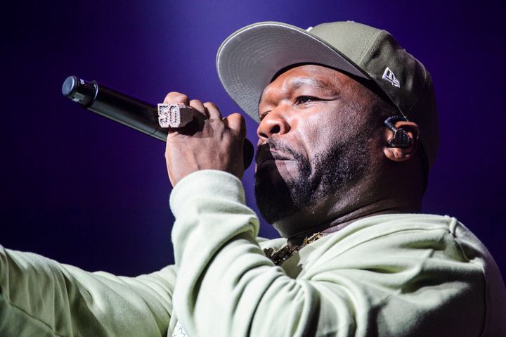 Rappeur Curtis "50 centimes" Jackson se produit lors d'un concert à Göteborg, en Suède, le 6 octobre.