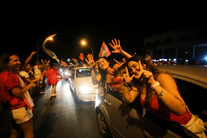Στους δρόμους οι ψηφοφόροι του Λούλα 