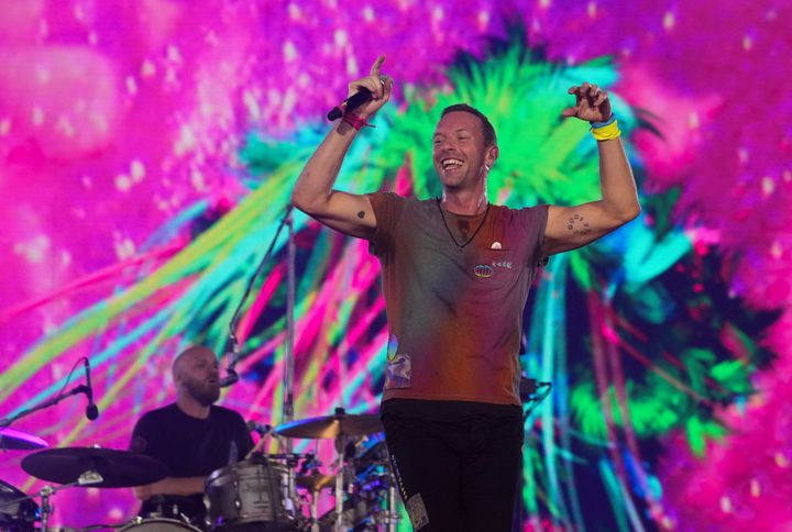 Chris Martin of Coldplay performs at Wembley Stadium, in London, Britain, August 12, 2022. REUTERS/Maja Smiejkowska
