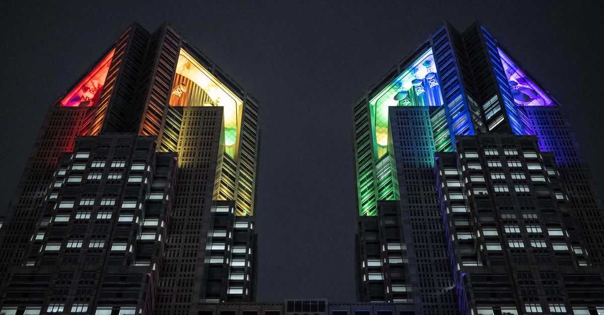 Tokyo Allows Partnership Certificates For Same-Sex Couples