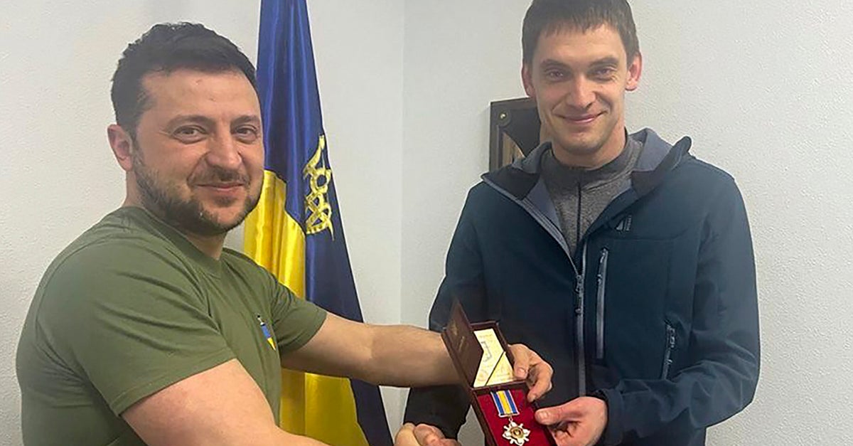 Russians Try To Subdue Ukrainian Towns By Seizing Mayors - Vimarsana News