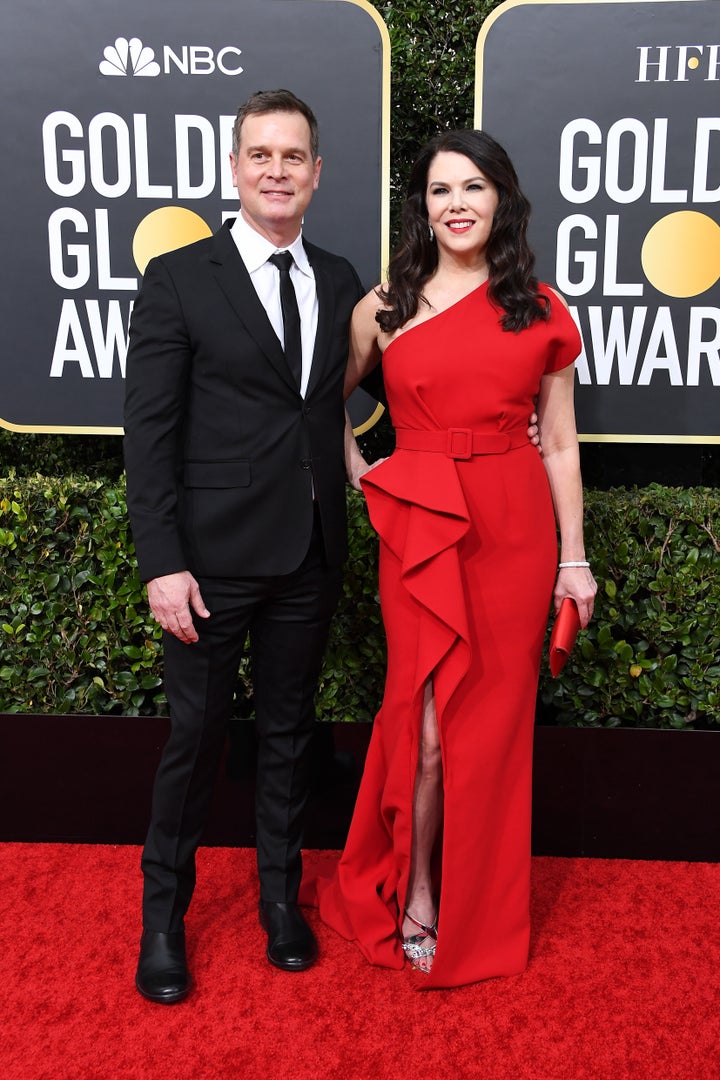 Lauren Graham Opens Up About Reason Behind ‘Sad’ Peter Krause Split Lauren Graham Opens Up About Reason Behind ‘Sad’ Peter Krause Split