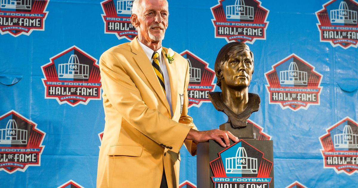 Pro Football Hall Of Fame: Canton, Ohio - Catch Carri: Travel