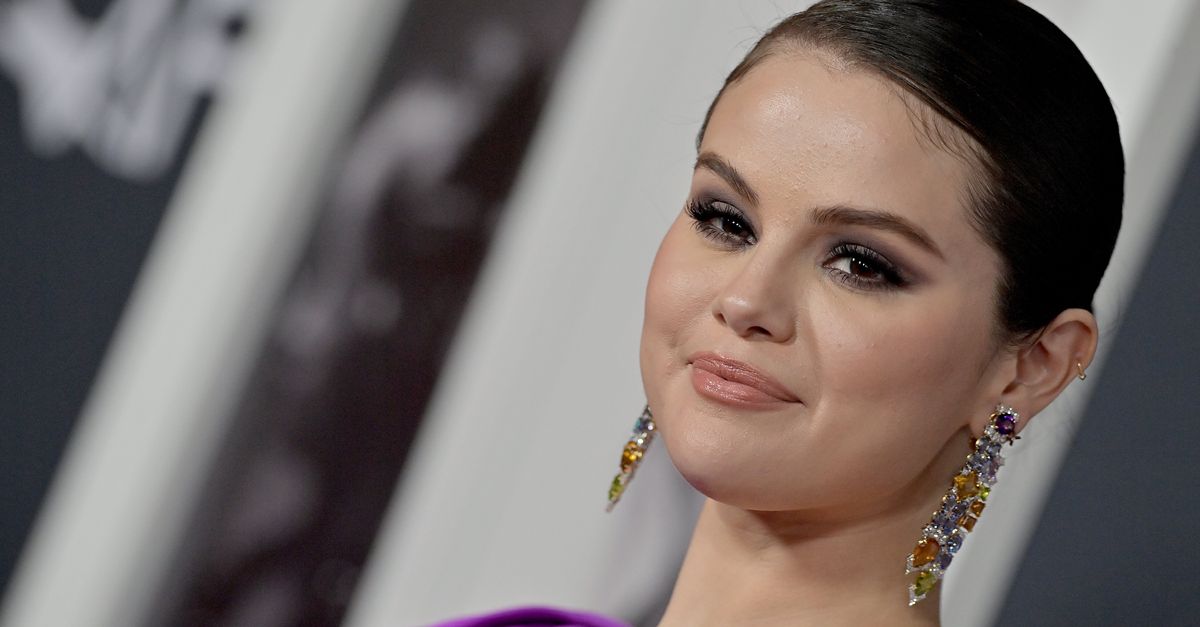 Selena Gomez 'Secretly Hopes' This Comedian Finds Out She Named Her Kidney After Him