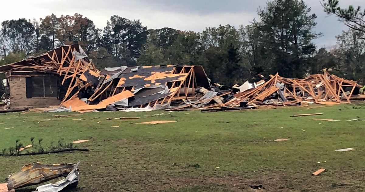 Tornadoes In Texas And Oklahoma Kill At Least 1, Injure Dozens Tornadoes In Texas And Oklahoma Kill At Least 1, Injure Dozens