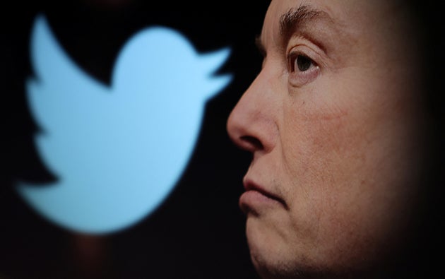 Twitterのロゴとイーロン・マスク氏