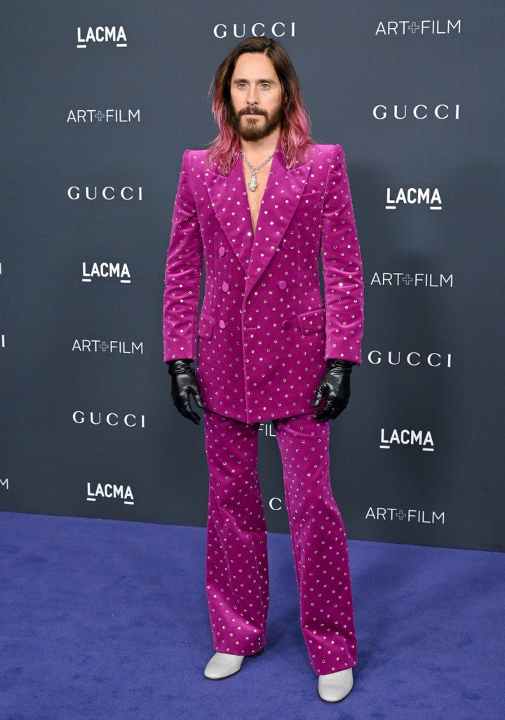 Billie Eilish Makes Red Carpet Debut With Boyfriend Jesse Rutherford Wrapped In Blanket 8 Jared Leto.