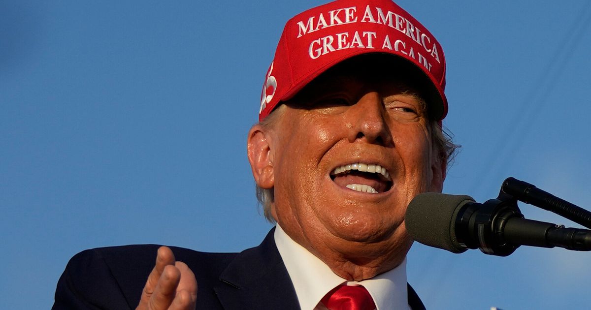 Trump Gives Nod To Ron DeSantis After Critics Blast Him Over Name-Calling Trump Gives Nod To Ron DeSantis After Critics Blast Him Over Name-Calling