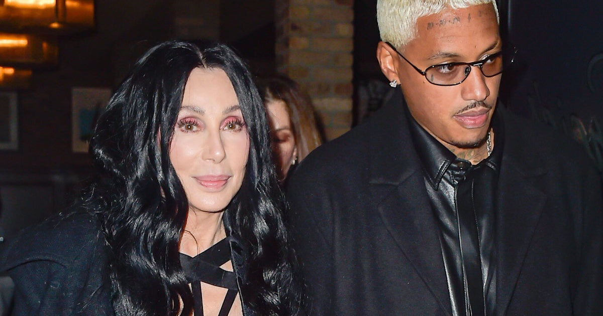 Cher Shuts Down Critics Of 40-Year Age Gap With New Boyfriend: ‘Love Doesn’t Know Math’ Cher Shuts Down Critics Of 40-Year Age Gap With New Boyfriend: ‘Love Doesn’t Know Math’
