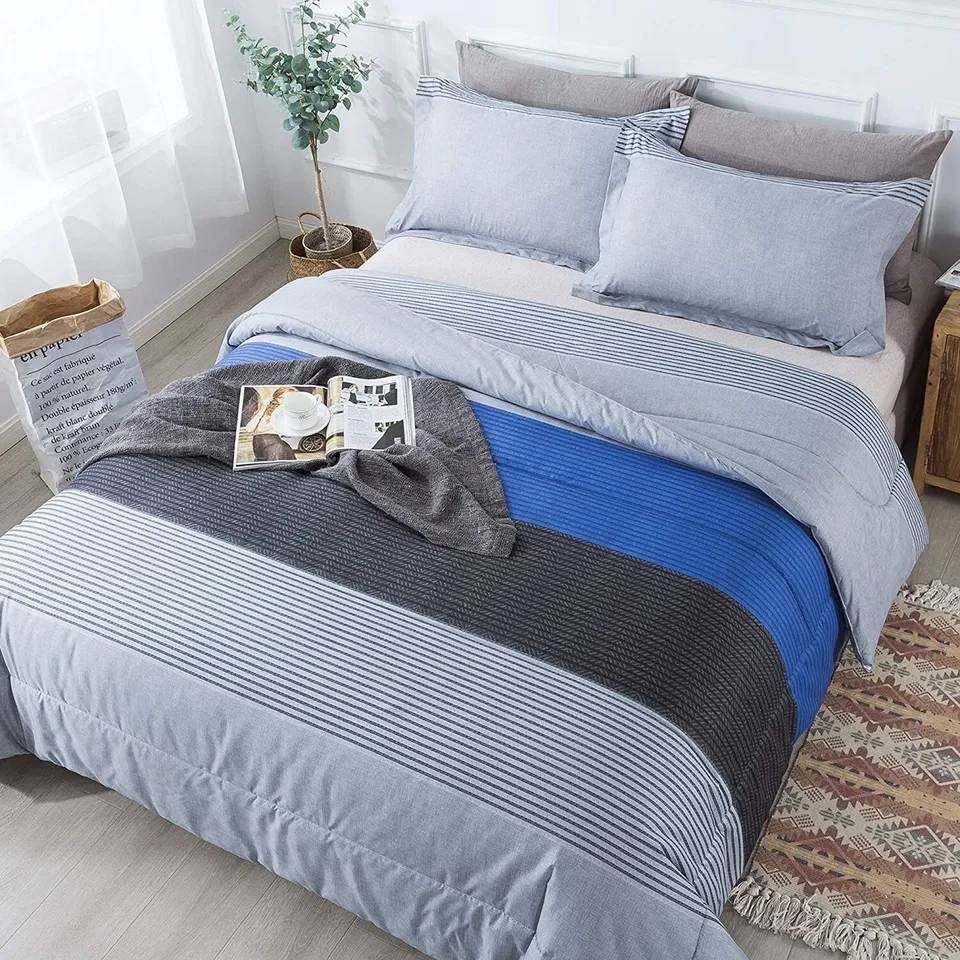 Here's How to Make the Scandinavian Sleep Comforter Hack Actually