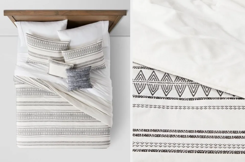 Here's How to Make the Scandinavian Sleep Comforter Hack Actually