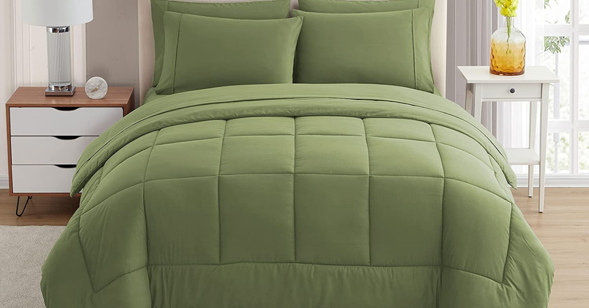 18 Full-Size Comforter Sets To Give Your Bed A Cozy Upgrade 18 Full-Size Comforter Sets To Give Your Bed A Cozy Upgrade