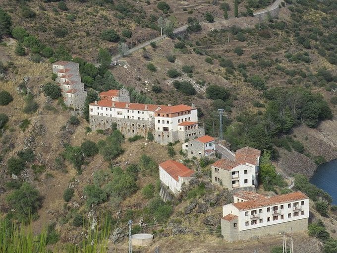 To χωριό Σάλτο ντε Κάστρο κοντά στα σύνορα της Ισπανίας με την Πορτογαλία είναι ακατοίκητο εδώ και 30 χρόνια