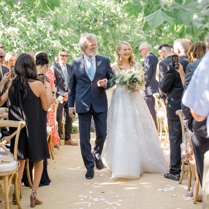 Jeff Bridges Reveals Moving Detail About Walking His Daughter Down The