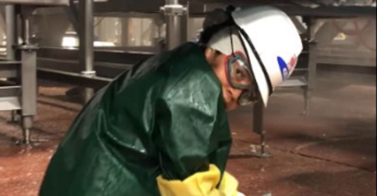 Des dizaines d’enfants nettoyaient des usines de conditionnement de viande du Midwest, selon le département du travail