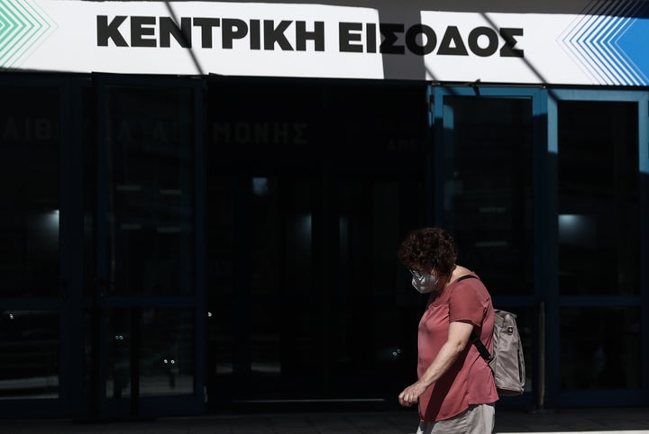 Στιγμιότυπο από το Μέγα Εμβολιαστικό Κέντρο Προμηθέας, Τετάρτη 14 Σεπτεμβρίου 2022. Ξεκίνησαν οι πρώτοι εμβολιασμοί αναμνηστικής δόσης με τα επικαιροποιημένα εμβόλια κατά της υποπαραλλαγής Όμικρον BA1. (ΣΩΤΗΡΗΣ ΔΗΜΗΤΡΟΠΟΥΛΟΣ/EUROKINISSI)