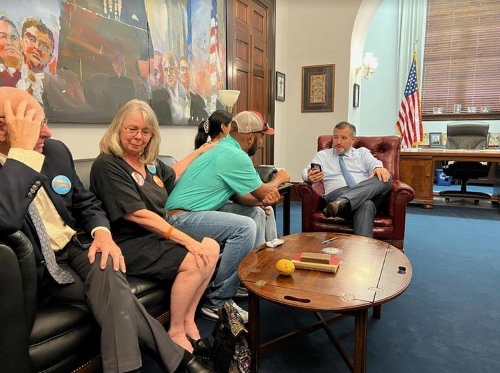 From left: Lonnie Phillips, Sandy Phillips, Felix Rubio and Kim Rubio meet with Sen. Ted Cruz in his Texas office in September 2022.