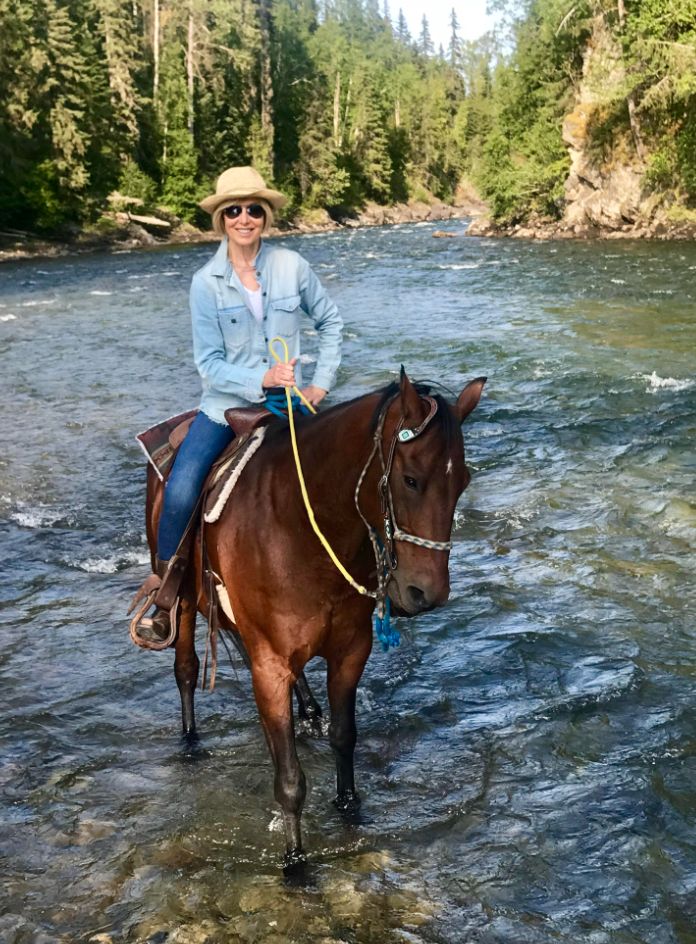 लेखक जुलाई 2018 में ब्रिटिश कोलंबिया में सन्नी की सवारी कर रहा है।