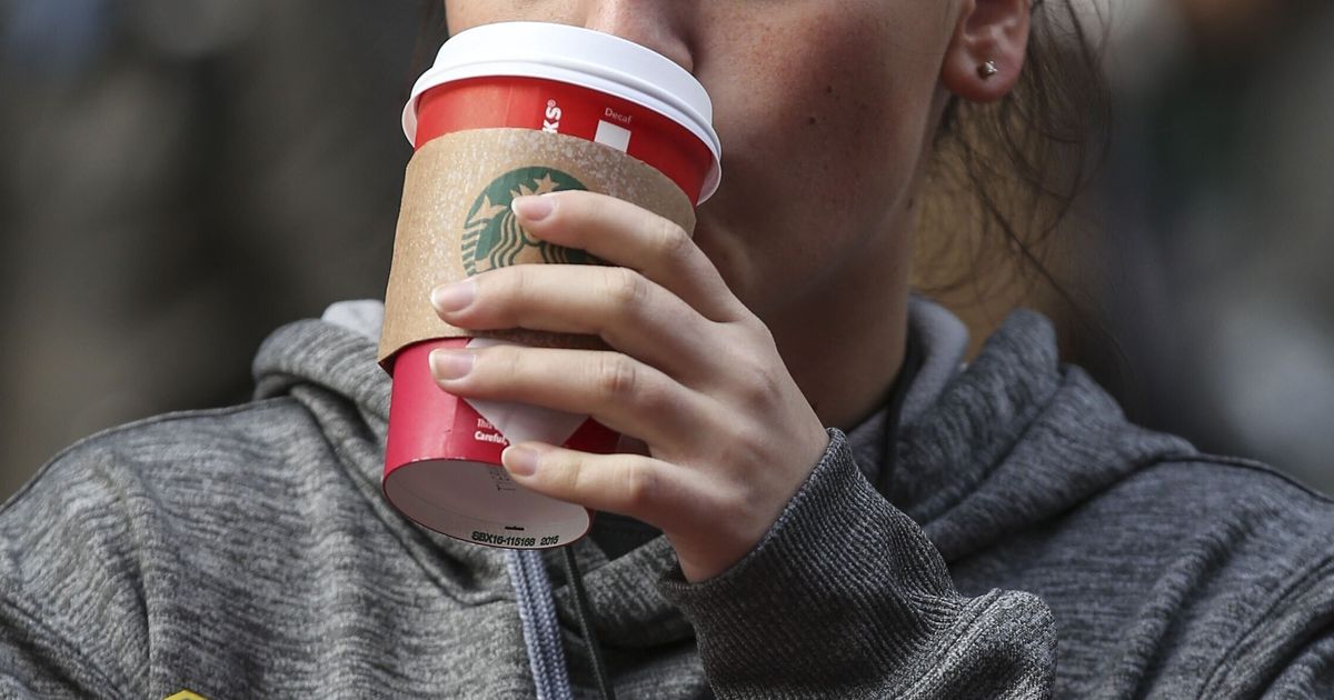 The Best Time Of Day To Drink That Sugary, Holiday-Themed Latte