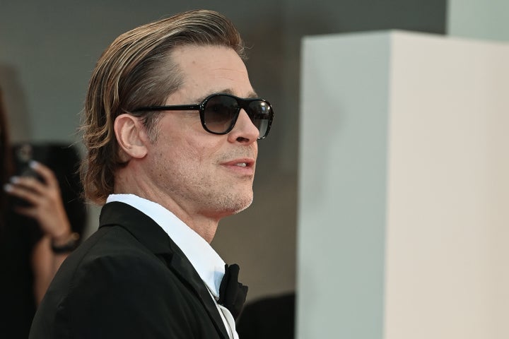 Brad Pitt en la alfombra roja de la premiere de 'Blonde' en el Festival de Venecia.