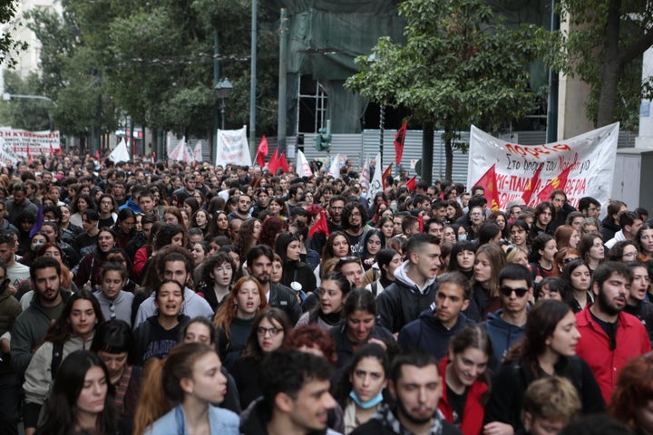 Πορεία για την 49η επέτειο από την εξέγερση του Πολυτεχνείου, Πέμπτη 17 Νοεμβρίου 2022. (ΓΙΩΡΓΟΣ ΚΟΝΤΑΡΙΝΗΣ/EUROKINISSI)