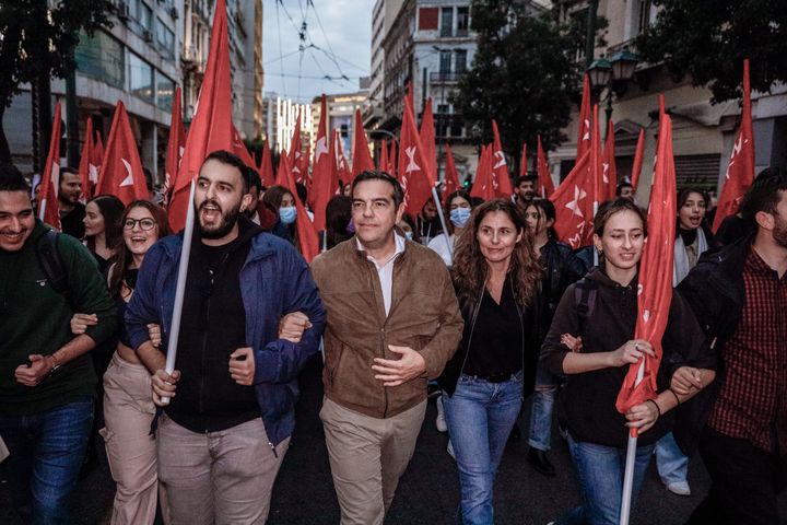 Ο πρόεδρος του ΣΥΡΙΖΑ Αλέξης Τσίπρας στην πορεία για την 49η επέτειο από την εξέγερση του Πολυτεχνείου, Πέμπτη 17 Νοεμβρίου 2022. (ΓΙΩΡΓΟΣ ΚΟΝΤΑΡΙΝΗΣ/EUROKINISSI)