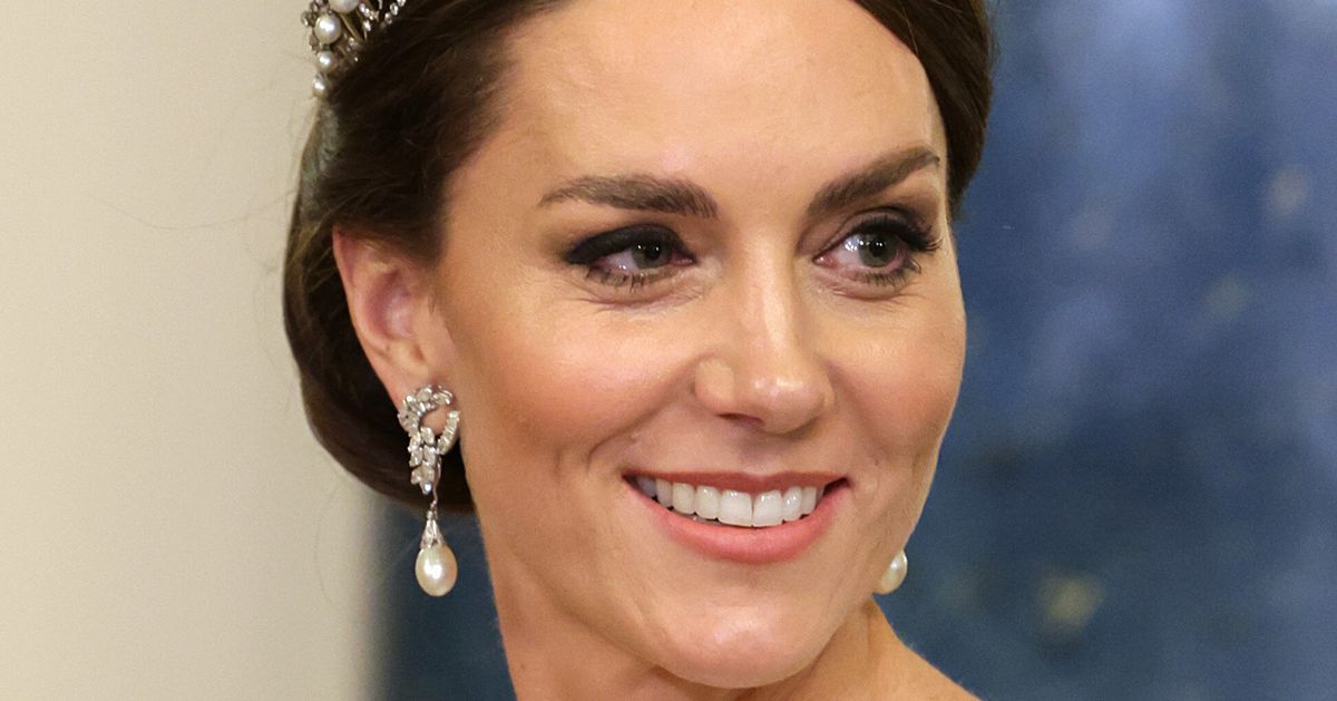 Kate Middleton Dazzles In Sparkling Tiara For Charles’ First State Banquet As King