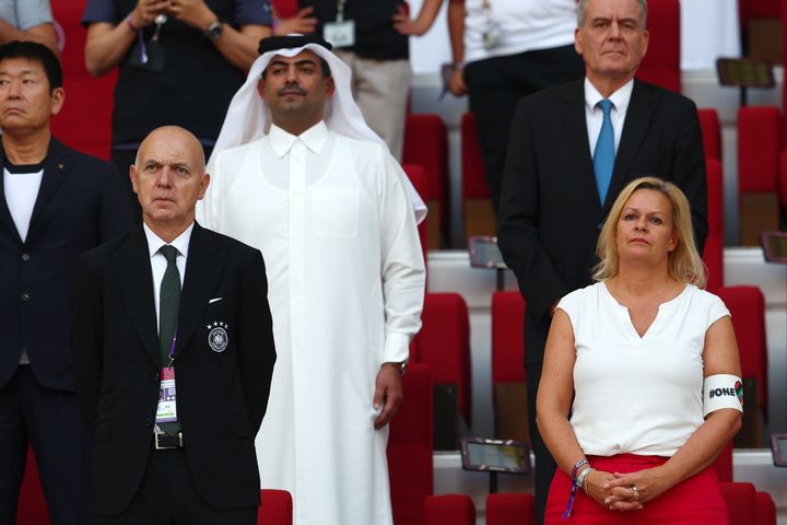 DO: President of the German Football Association (DFB), Bernd Neuendorf & German Federal Minister of the Interior and Community Nancy Faeser – her OneLove armband is clearly visible