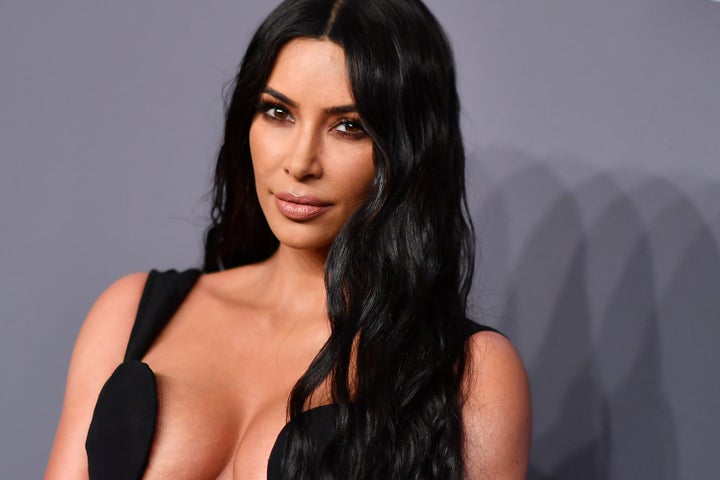 Kim Kardashian Alike - Kanye West Allegedly Showed Explicit Photos Of Kim Kardashian, Porn To  Employees | HuffPost Entertainment