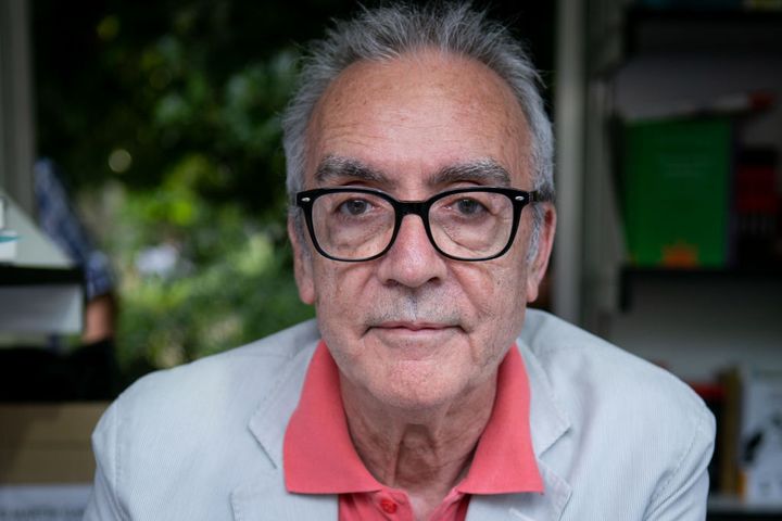 El escritor Juan José Milllás, en la Feria del Libro de Madrid de 2019.