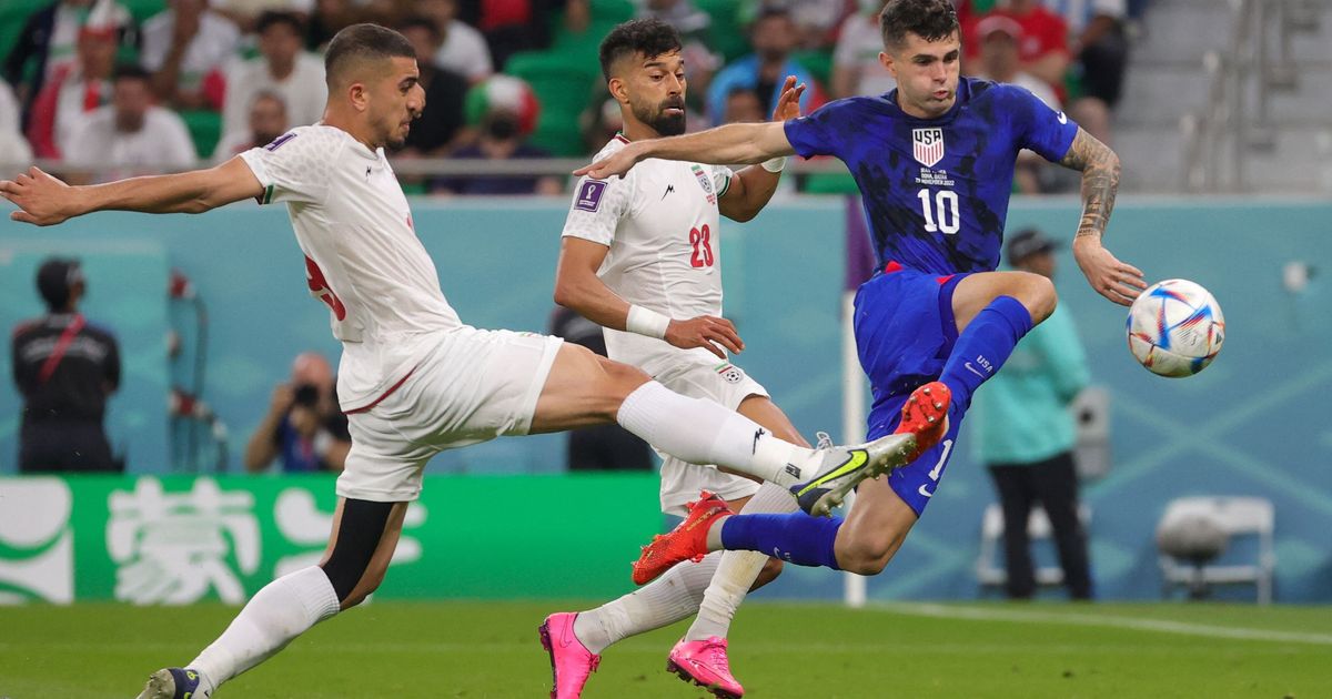 L’équipe américaine bat l’Iran et se qualifie pour le tour à élimination directe de la Coupe du monde de football 2022