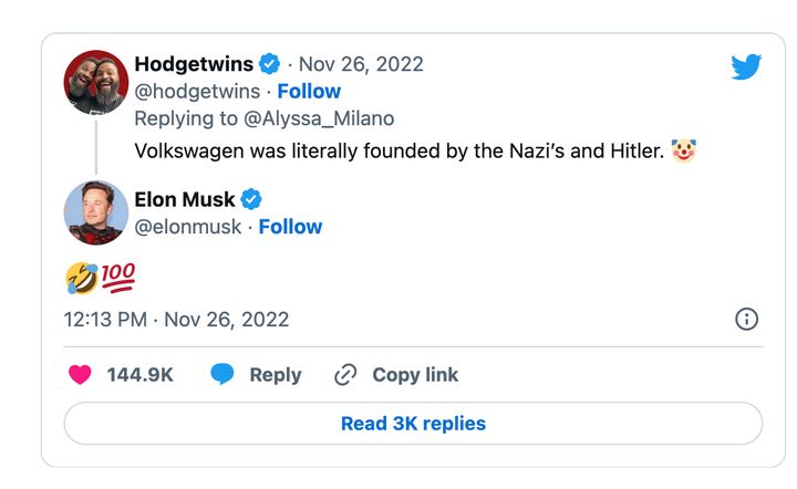 Musk replies to the Hodgetwins tweet with emojis.