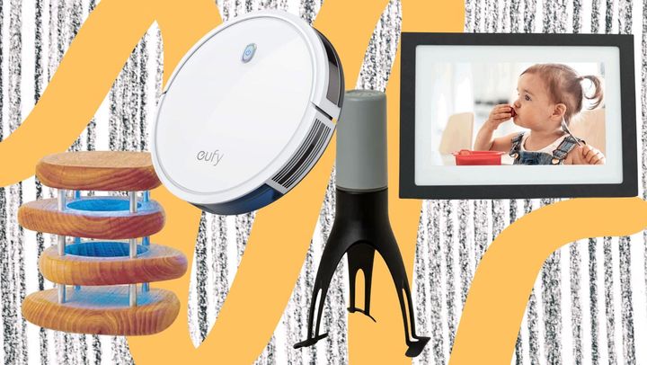Long distance touch lamps, robot vacuum cleaner by Eufy, an automatic pot stirrer and a Skylight digital frame. 
