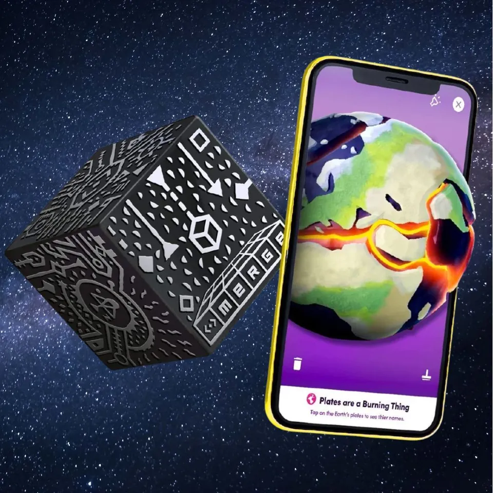 MERGE Cube - Fun & Educational Augmented Reality STEM Toy for Kids, Learn  Sci