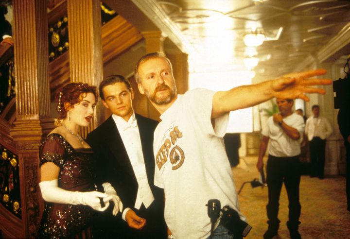 Kate and Leo on set with director James Cameron 