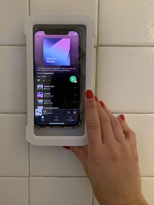 Smart Gadgets Home Japanese Gadgets Home Title: The Ultimate Guide to  Shower Phone Holders: Convenience Meets Functionality Introduction In  today's fast-paced world, staying connected is a priority for most of us.  Our